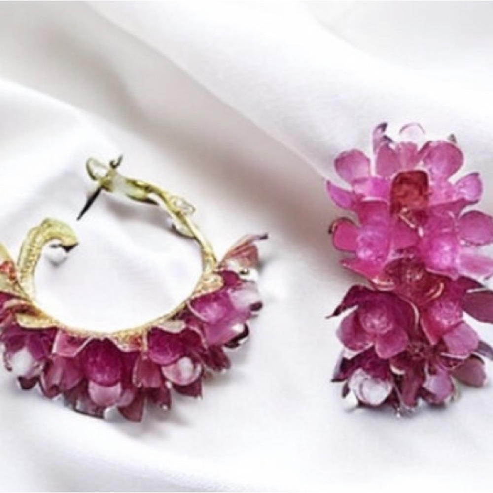 Beads and Metal Flower Hoop Earrings